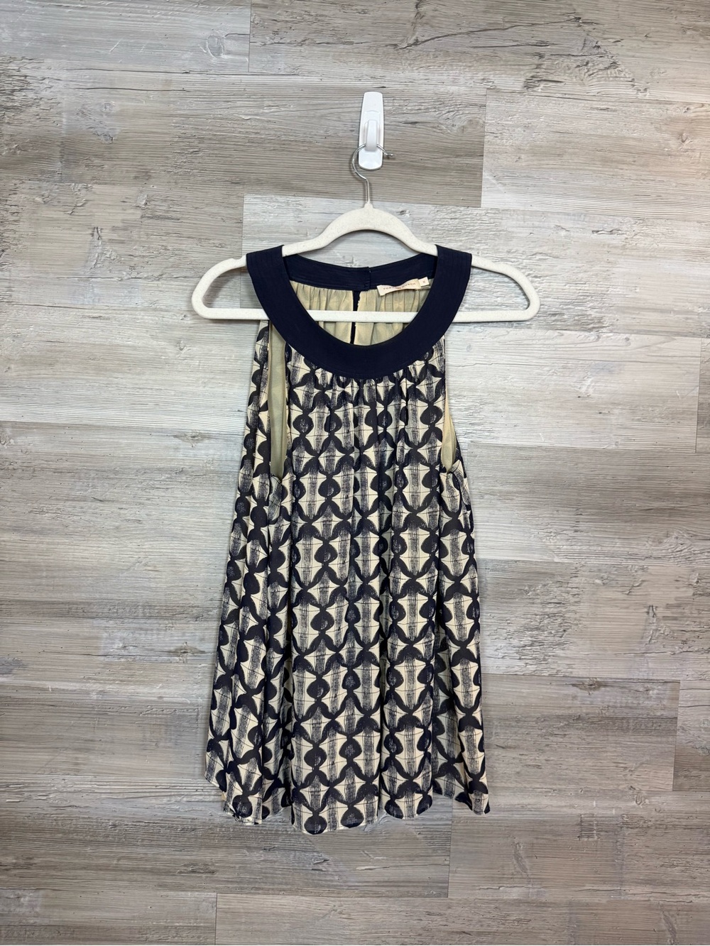 Tory Burch 100% Silk Geometric Print Halter Top Sz 12 Navy Cream Bow Back